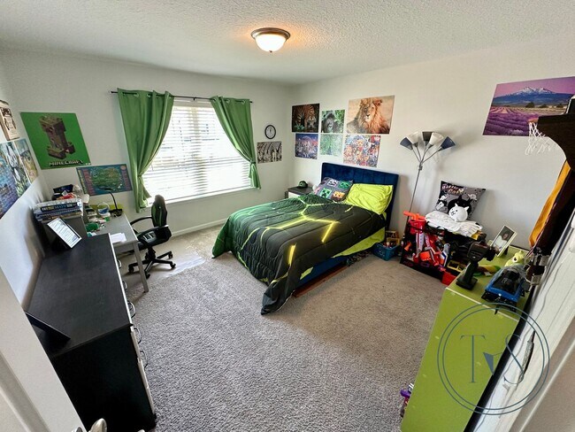 Building Photo - SPRING MOVE-IN SPECIAL: $1000 OFF 1ST MONT...