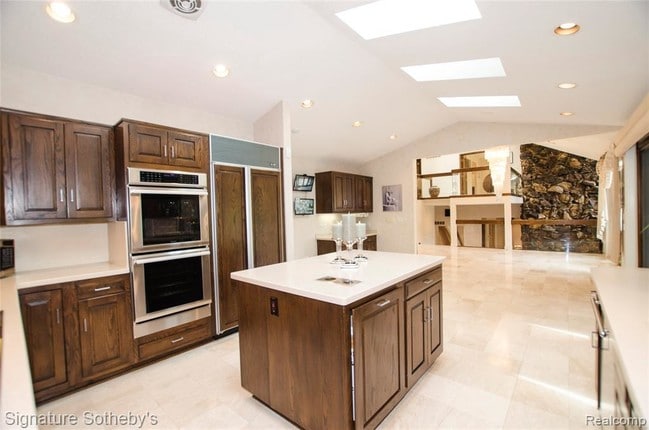 Building Photo - 2103 Pippin Ct