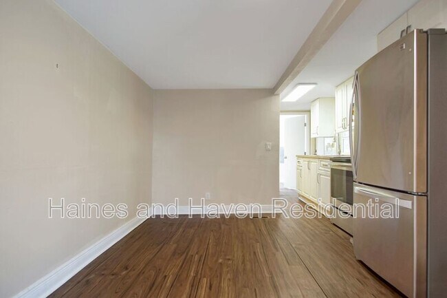 Building Photo - 26 Forest Dr