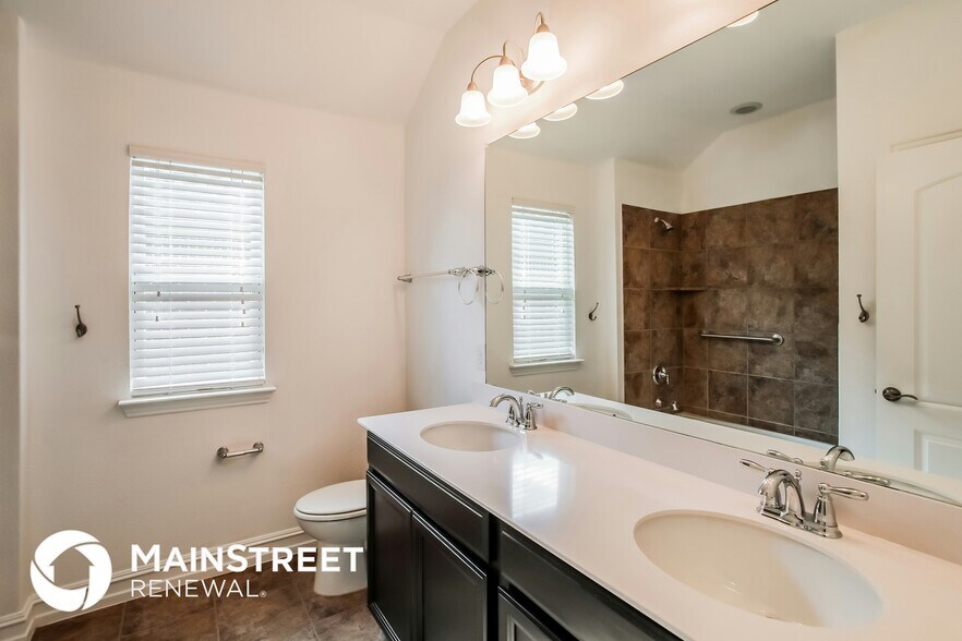 Building Photo - 6709 Roaring Creek