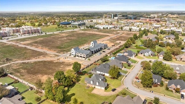 Building Photo - 4611 S 47th St