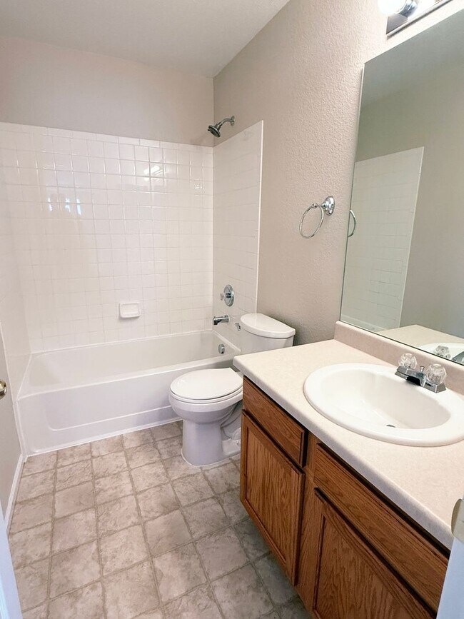 Building Photo - Updated, Clean and Spacious 2-Story with 3...