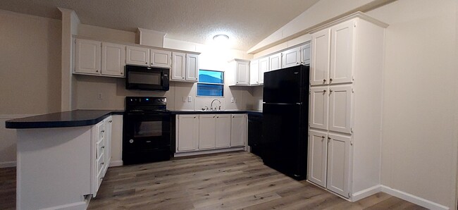 Building Photo - 627 TN-91