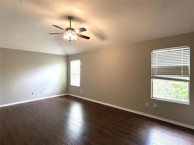 Building Photo - 18562 Carousel Creek Ct