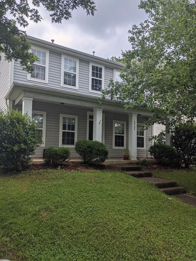 Primary Photo - Three Bedroom plus Garage in Cornelius