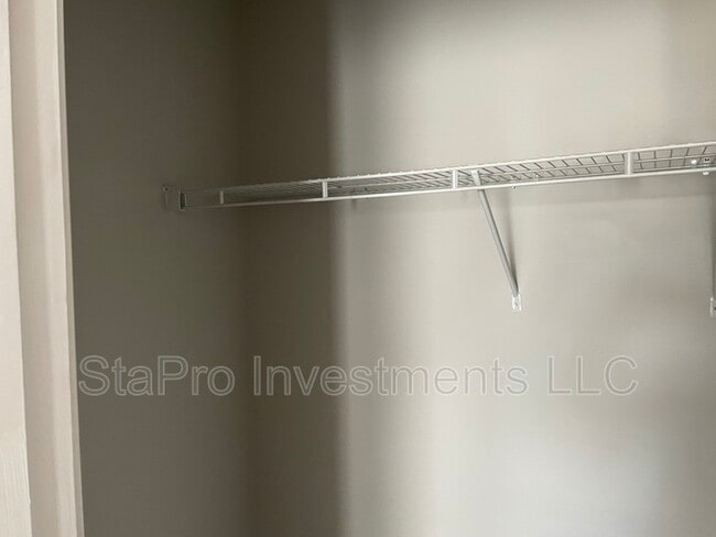 Building Photo - 65 McMurtry Rd