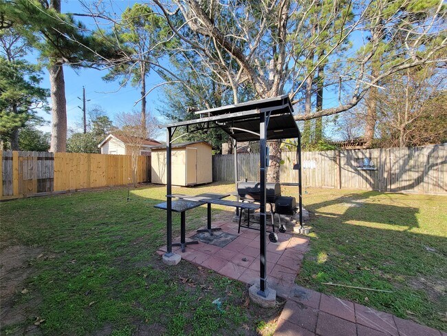 Building Photo - 3434 Almondwood Dr