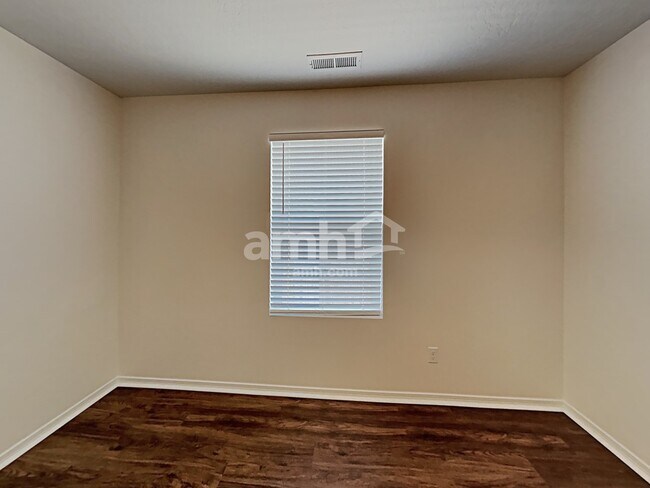 Building Photo - 12906 Marna St