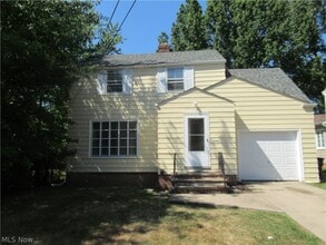Building Photo - 5095 Edenhurst Rd