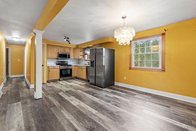 Building Photo - 3059 Hayfield Ln