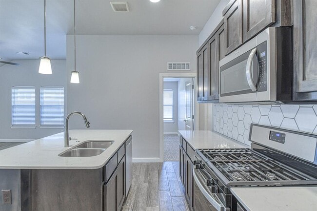 Building Photo - 3313 Mt Nebo Dr