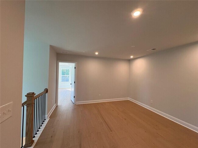 Building Photo - 102 Briargate Dr