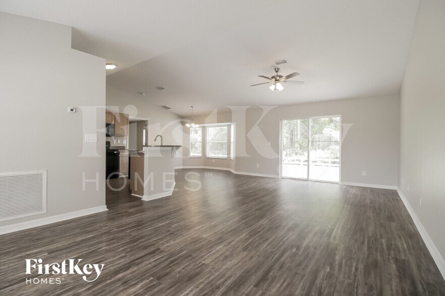 Building Photo - 5771 Cinnamon Fern Blvd