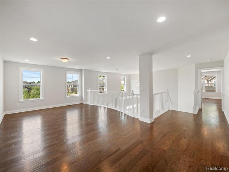 Building Photo - 3017 N Spurway Dr