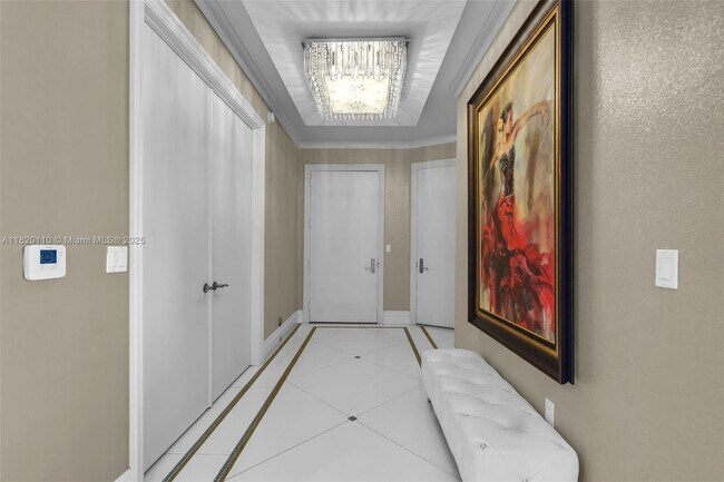 Building Photo - 16001 Collins Ave