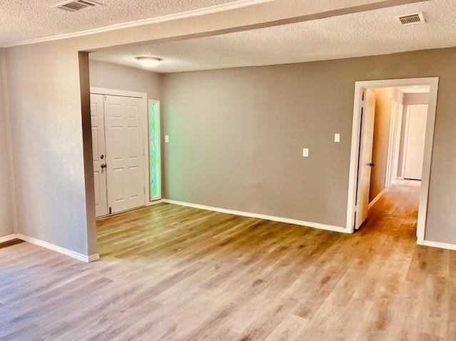 Building Photo - 4834 Meadow Park Dr