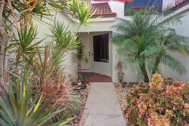 Building Photo - 508 Sea Oats Dr
