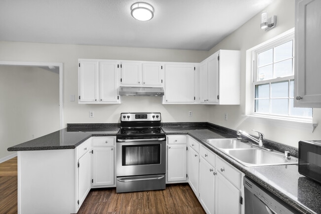 Building Photo - 334 Palamino Trail