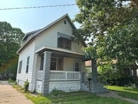 Building Photo - Section 8 Vouchers accepted for 3 Bedroom ...