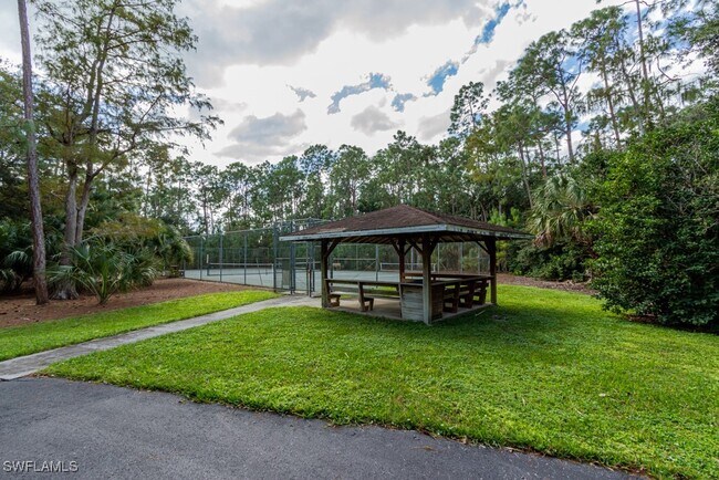 Building Photo - 2136 Tama Cir