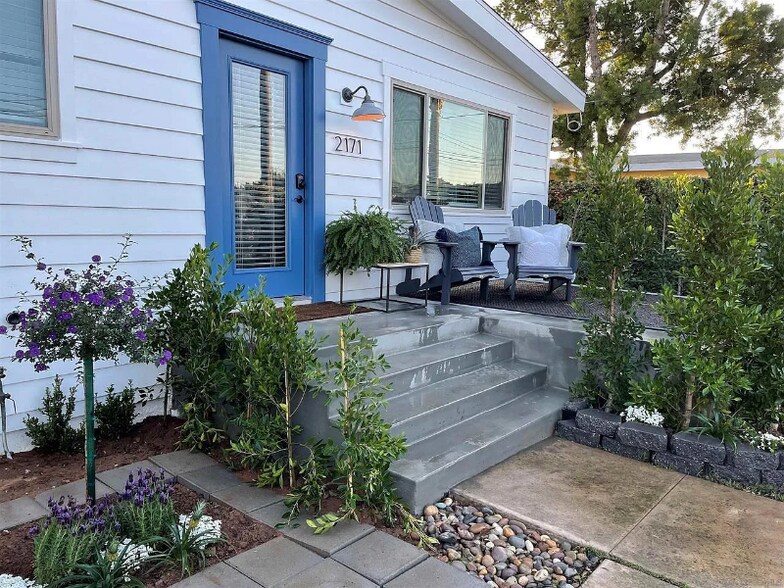 Building Photo - 2171 Ilex Ave