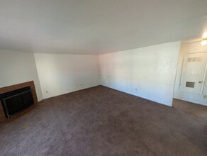 Building Photo - "Charming Studio Retreat: Your Cozy Haven in Porterville!"
