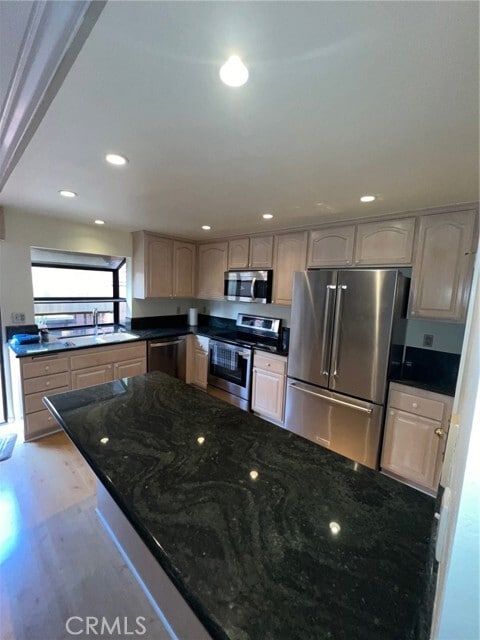 Building Photo - 1547 Dalmatia Dr