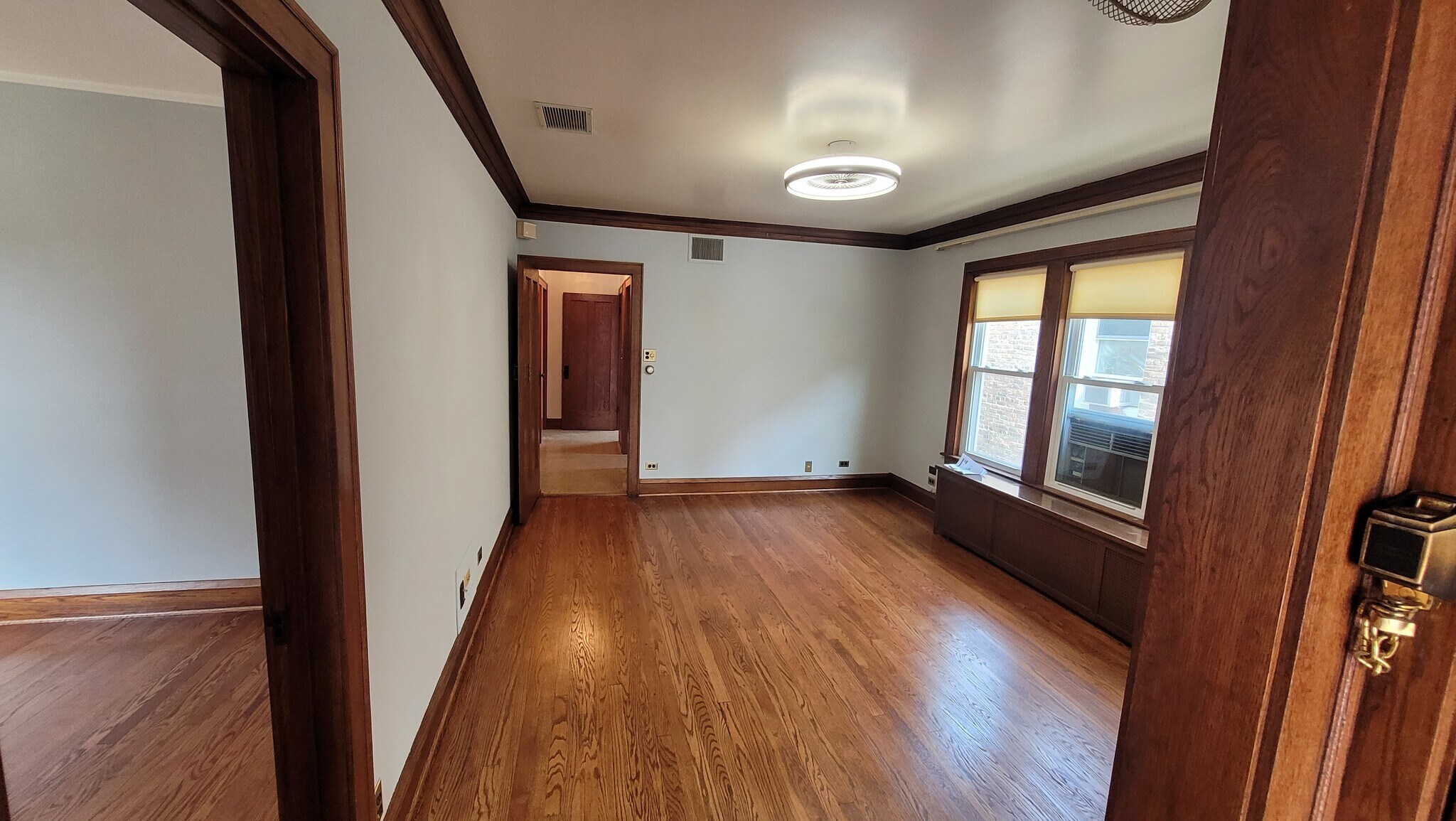 Building Photo - 5228 W Hutchinson St