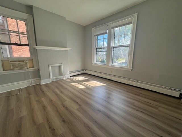 Building Photo - 1728 Wightman St
