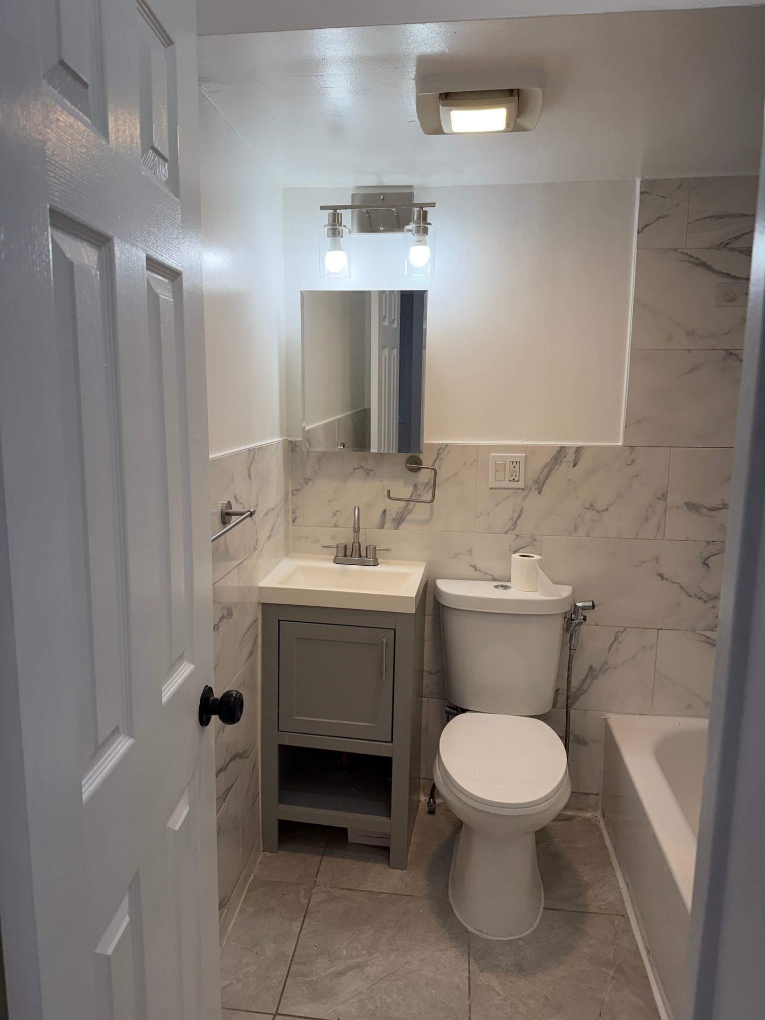 Building Photo - 197 S 11th St