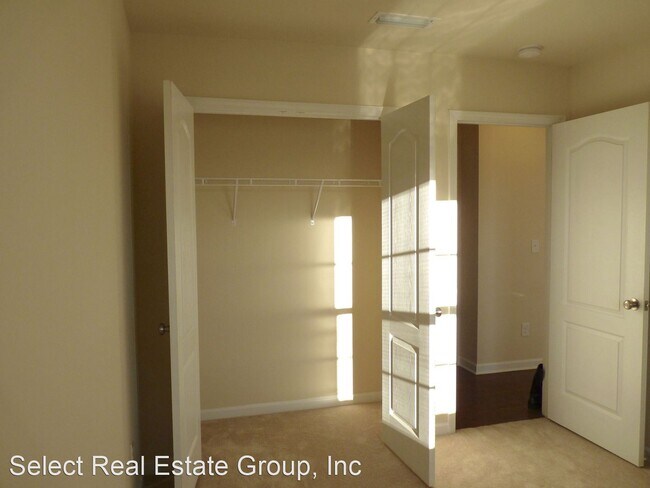 Building Photo - 3 br, 2 bath House - 65 Ashton Bluff Cir