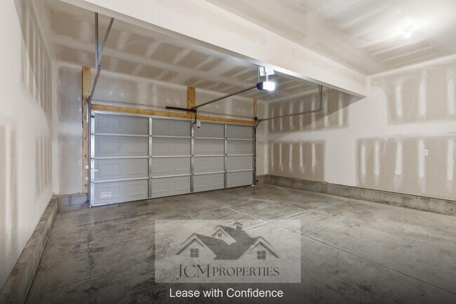 Building Photo - 109 Lambert Fld