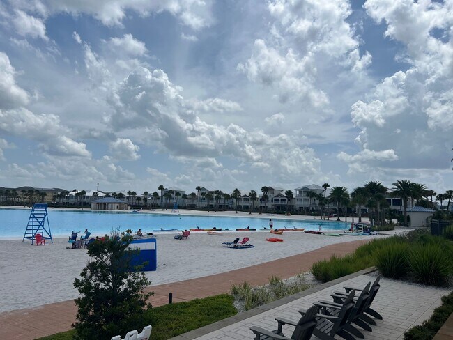 Building Photo - Lagoon Life + Luxury Living in St. Johns County - Beachwalk Townhome on the water!