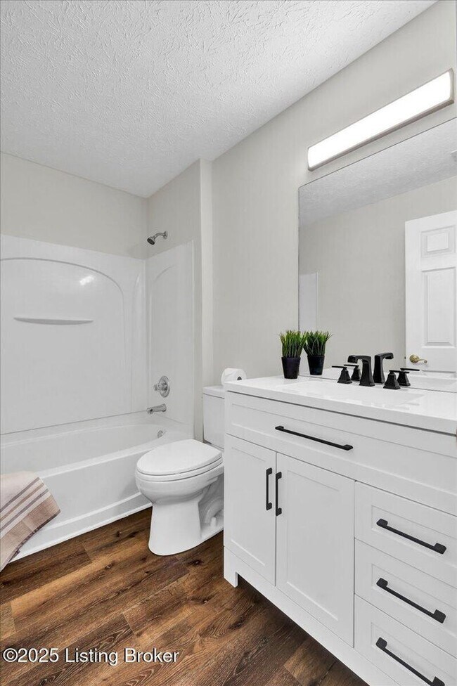 Building Photo - 6406 Shelton Circle