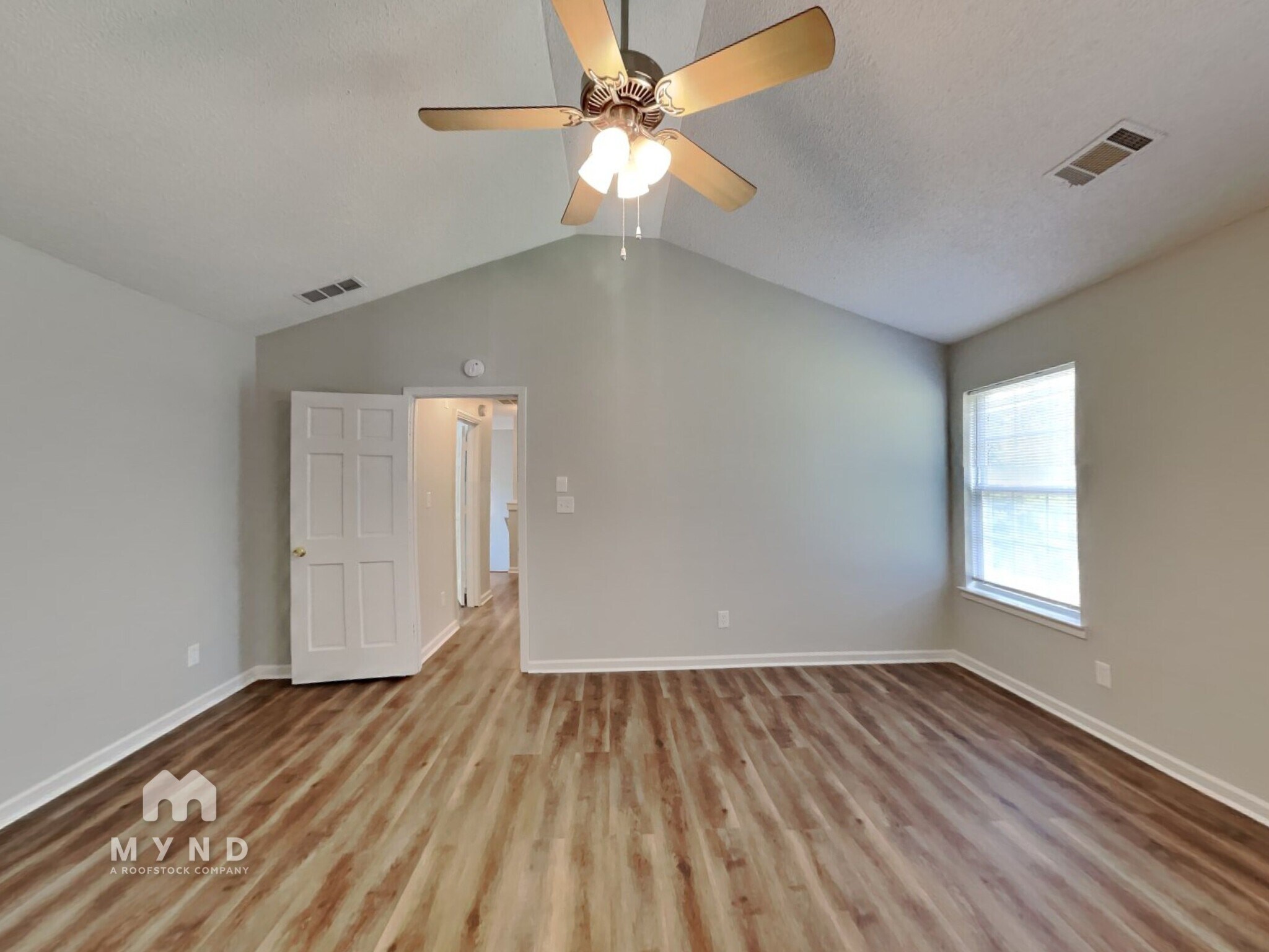 Building Photo - 5757 Village Loop
