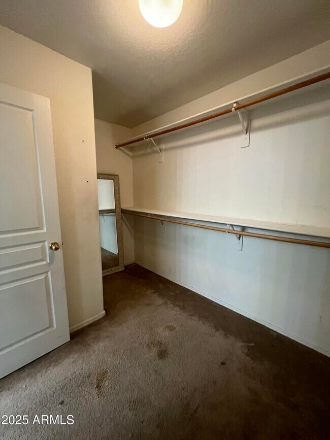 Building Photo - 14711 W Riviera Dr