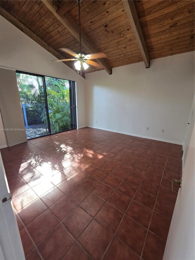 Building Photo - 11205 SW 114th Ln Cir