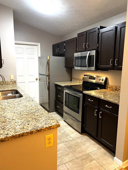 Building Photo - 7680 Scioto Ct