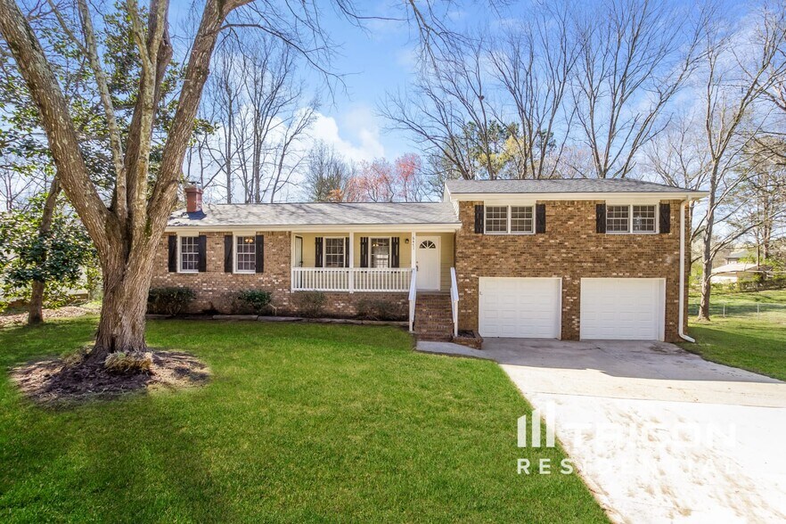 Building Photo - 6471 Chickasaw Dr