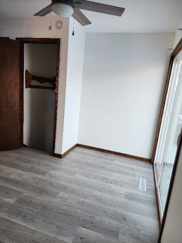 Building Photo - 11506 W 133rd Ln