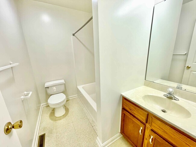 Bathroom - 212 Lester Ct