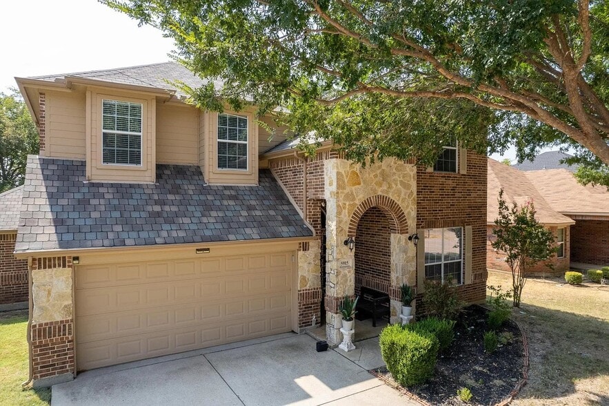 Building Photo - 5915 Ivy Glen Dr