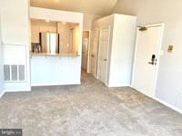 Building Photo - 4733 Bradley Blvd