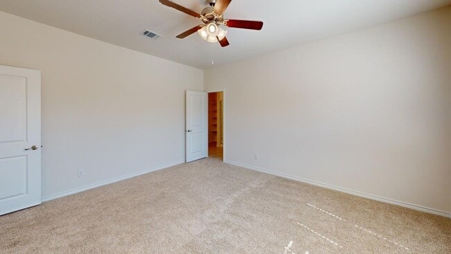 Building Photo - This spacious 2,683 sq. ft. two-story home features 4 bedrooms and 2 bathrooms, offering a well-d...