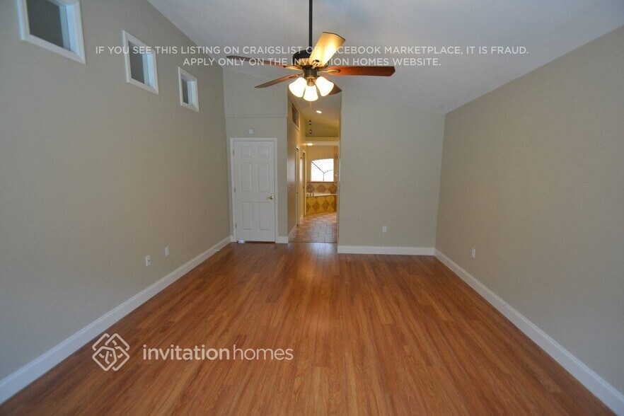 Building Photo - 3178 Oakpark Dr
