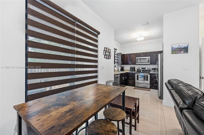 Building Photo - 12753 SW 131st Terrace