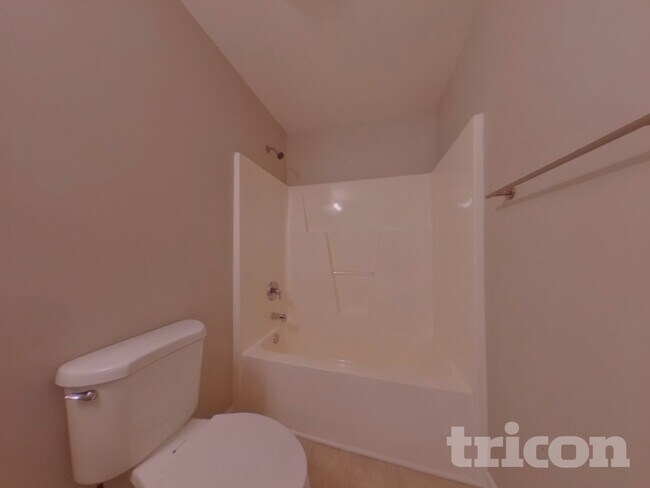 Building Photo - 1135 Blue Topaz Dr