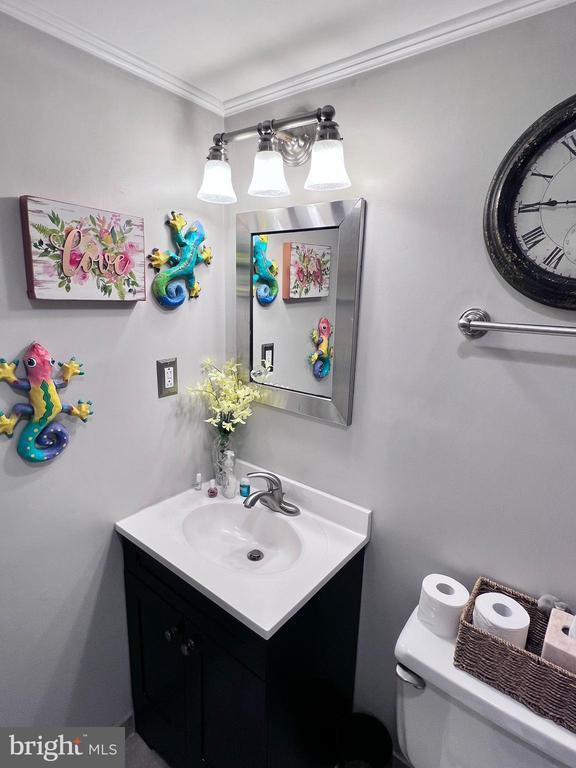 Building Photo - 600 Roosevelt Blvd