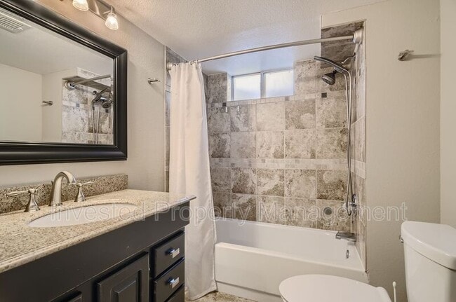 Building Photo - 5007 S Mabre Ct