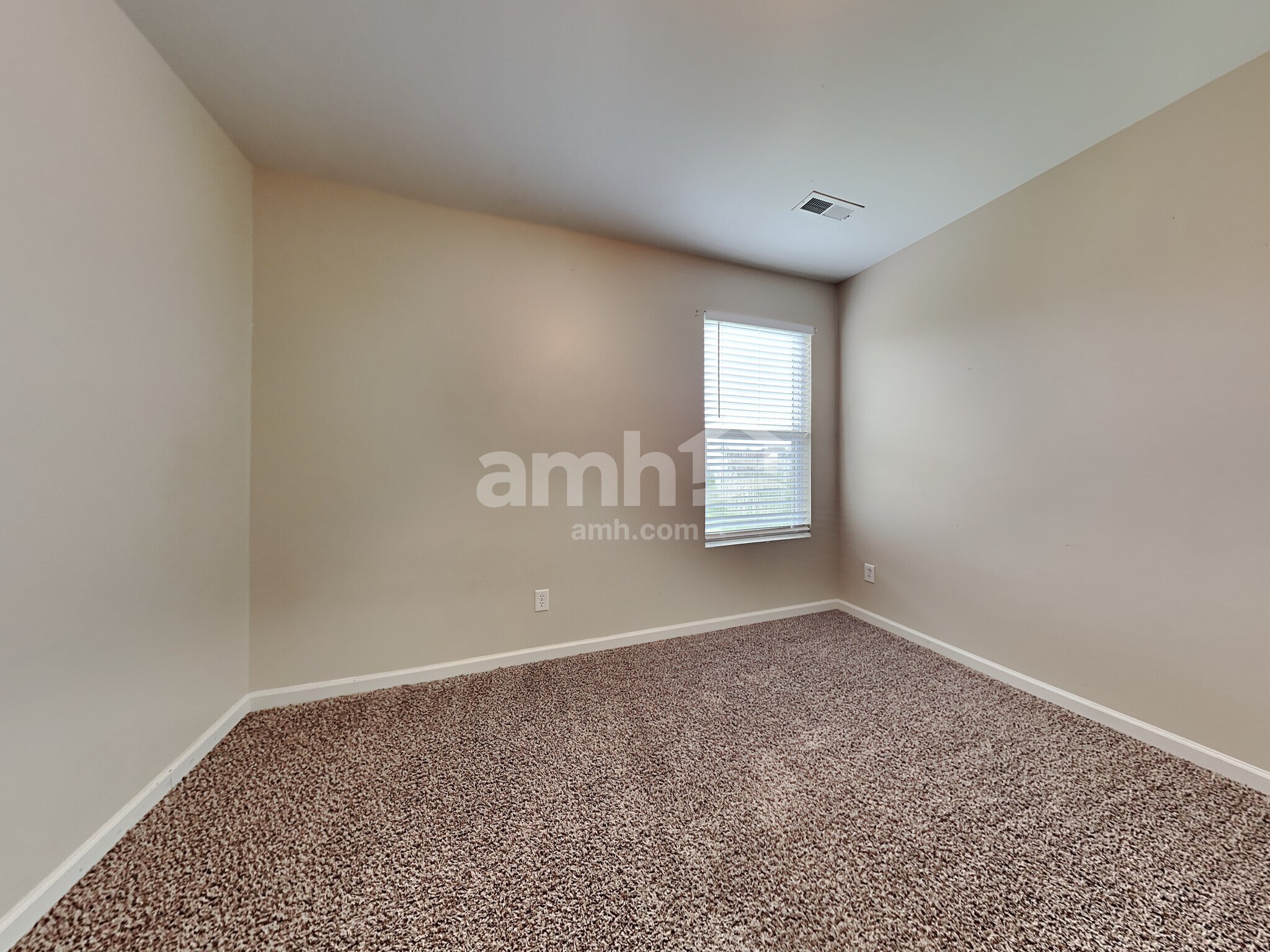 Building Photo - 504 Greywood Ln